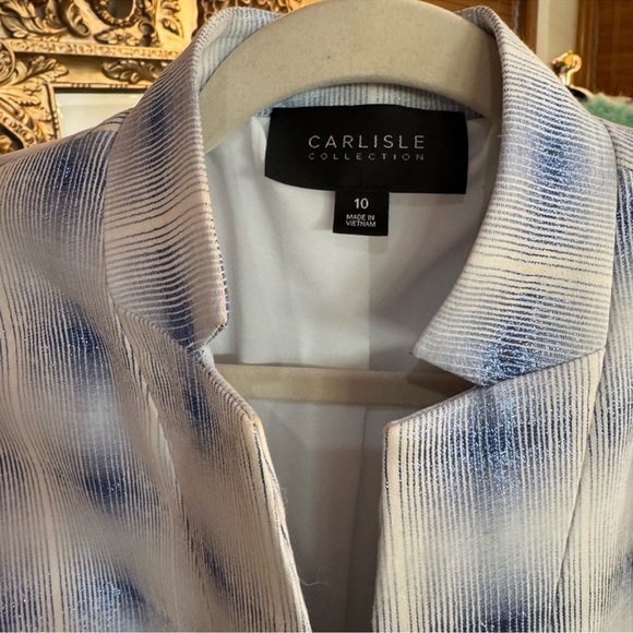 Carlisle Collection NWT Designer Long Jacket,
$559 $700
Size: 10 - Picture 7 of 16